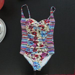 New MOONTIDE Contour Twist Ruched Retro Pin-Up One Piece Swimsuit Bathing Suit 6